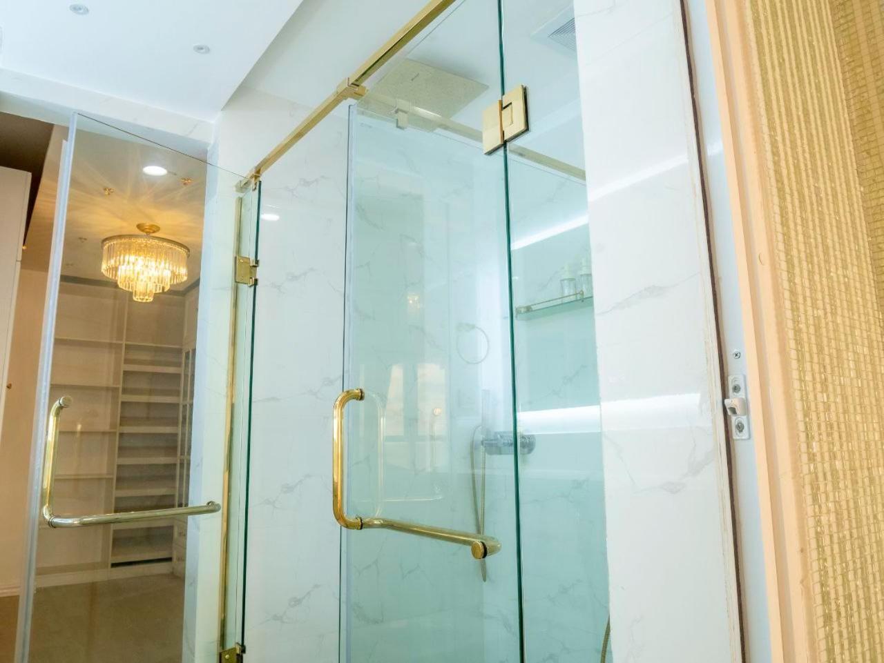 Beachfront Seaview Apartment 말레 외부 사진